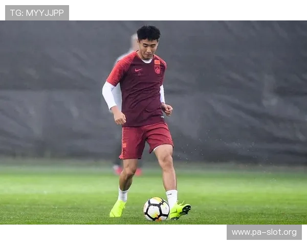 退役成为全场焦点 每一次举动都引发热搜热议