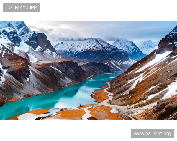 风景再美，拍照再酷，你敢如此挑战极限坐姿吗