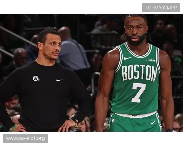 马祖拉赞塔图姆近八场六度送出八助攻展现卓越比赛阅读能力的表现